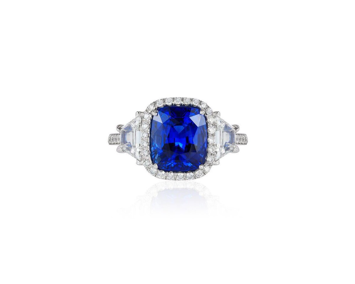 IDTHEJEWELER's tweet photo. #IGALDAHAN #Design.      ID the World of Love Blue #sapphire #Diamond @IDTHEJEWELER @IGAlDAHANfan @idbyigaldahan ❤️ https://t.co/dQH4HPEFzl