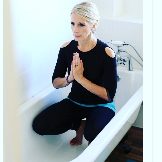 Keixinto's tweet photo. Take some time out this evening & celebrate #YogaDay with my #bathyoga routines with @MatalanDirect #free downloads https://t.co/DuFyTkLBmI
