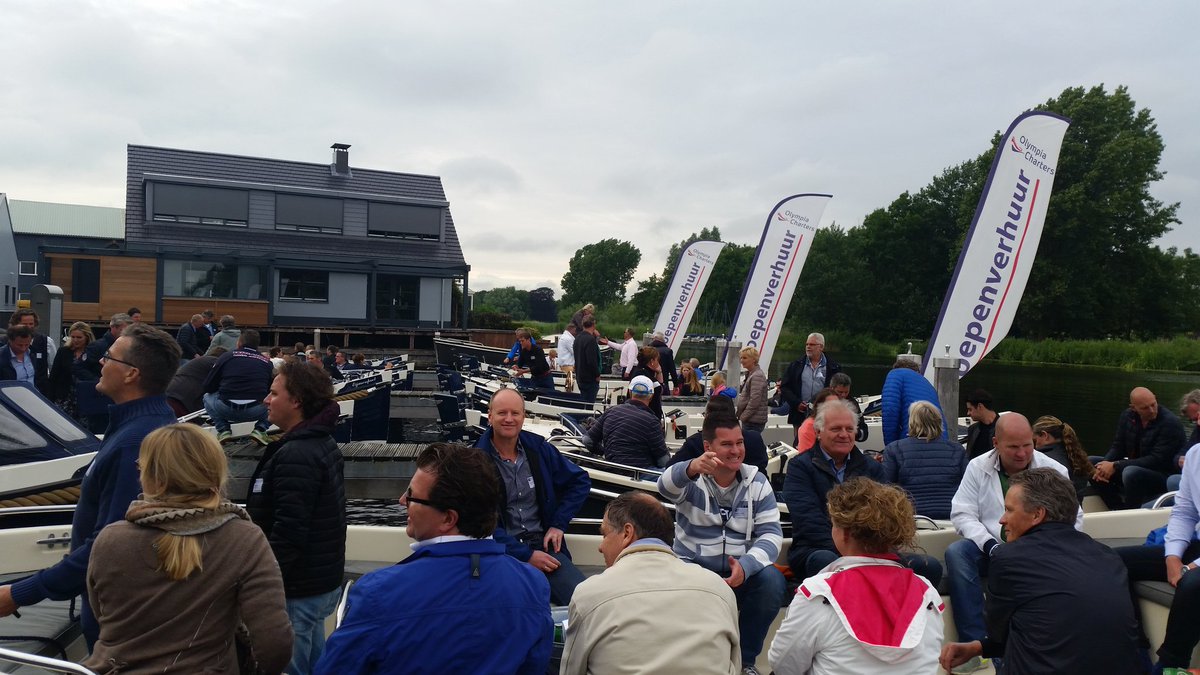 _ONDB's tweet photo. Trossen los! #Sloepentocht @_ONDB. @OlympiaCharters zorgt voor de boten en @CoCuisine en #BonAppetit voor het eten! https://t.co/V2ZPh5RDnU