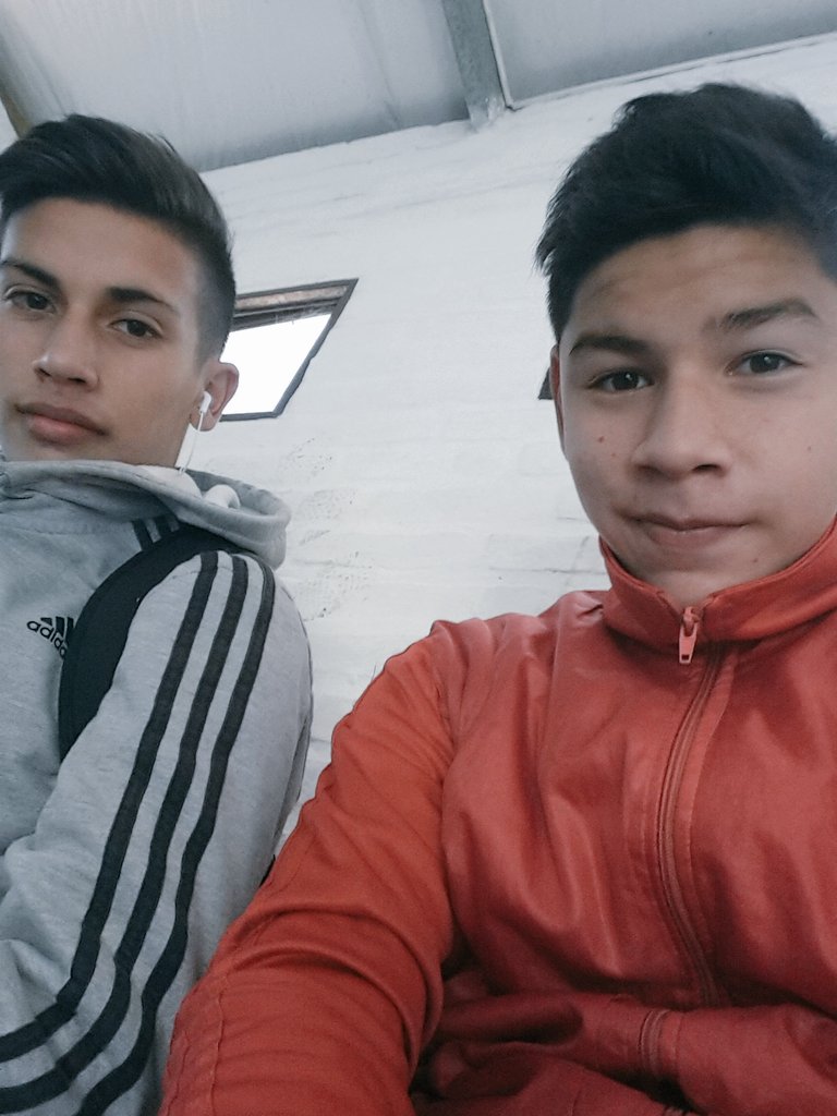 Ezequielacevey2's tweet photo. #Pochooo https://t.co/y4SoEaA0KL