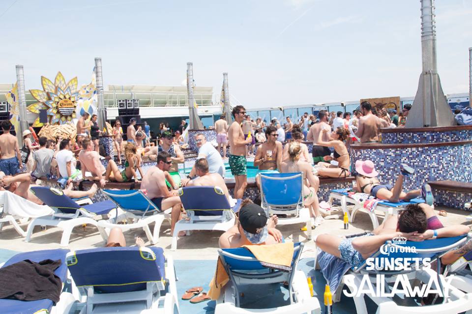 #coronasunsets #sailaway 2016 photos are up now on our FB page. Tag your friends! ☀️  goo.gl/aB4gph