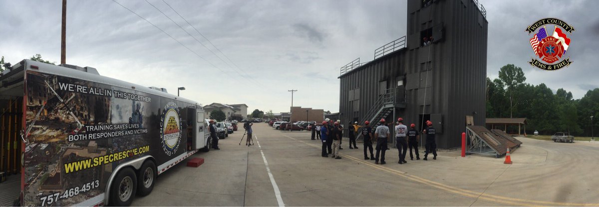 WESTCOUNTYFIRE's tweet photo. Day 2 at the ACE w/ @SpecRescueInt as part of @NationalUASI training w/ #STL Metro USAR. #traintrue https://t.co/csSOFKpg3o