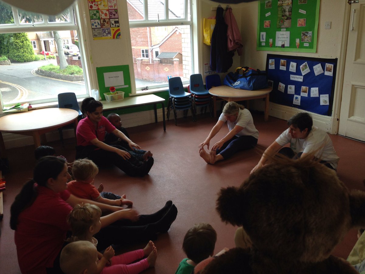 EyUrsula's tweet photo. Thankyou!  @SharonSkade  &amp; @josportservices at #holyroodprestwich #Physicaldevelopmemt VITAL learning @cary_rankin https://t.co/bV737B0WzT
