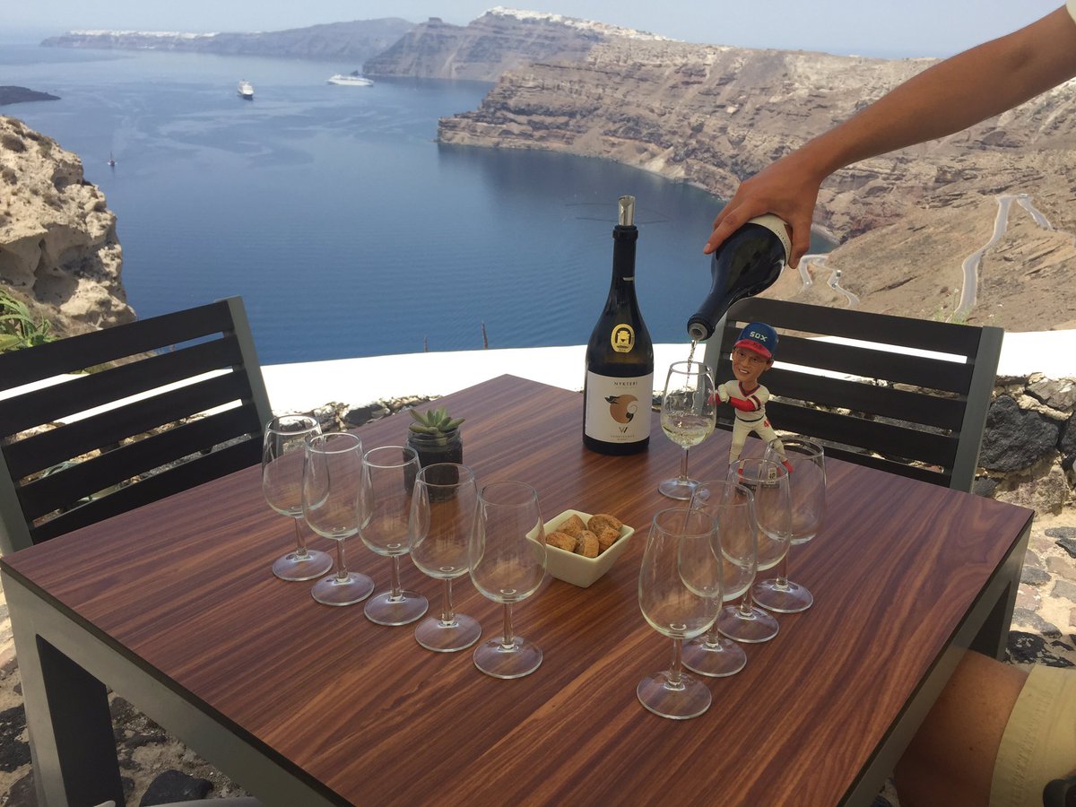 TopSantorini's tweet image. Wine tours &amp;amp; tasting, shore excursions &amp;amp; guided tours, sightseeing &amp;amp; hiking trials with #TopSantoriniTours.