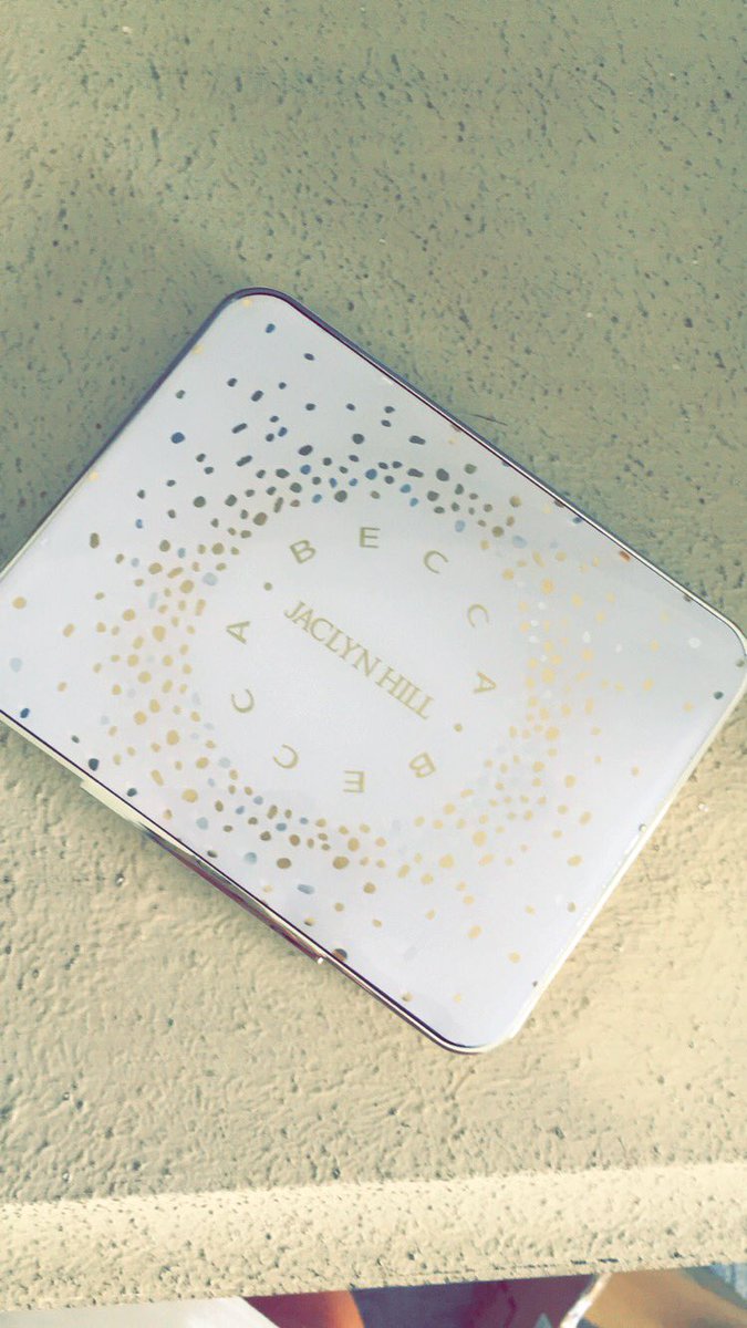 kyatesbrown's tweet photo. Yassssss  look what came in the mail today @Jaclynhill 🍾✨🤗🌟 https://t.co/Terx35WbVd