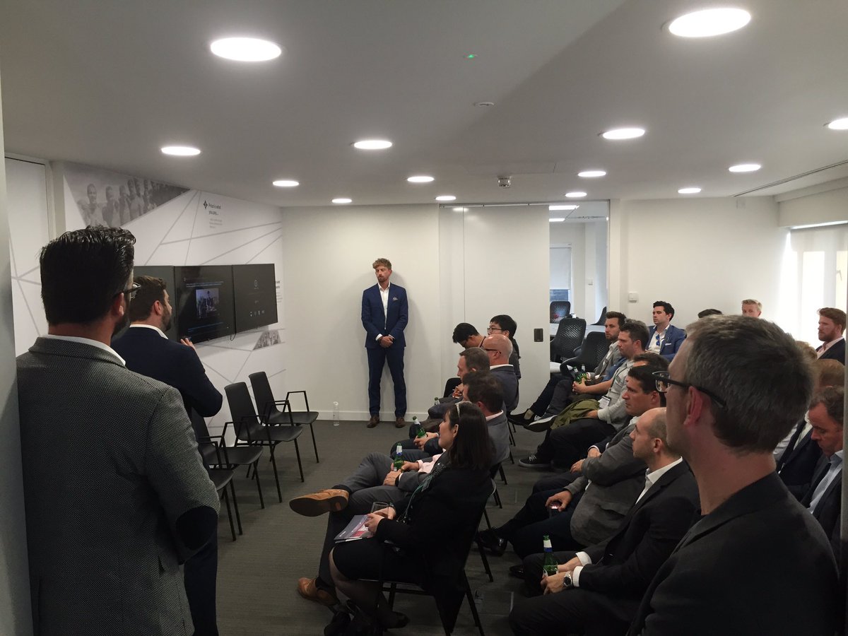 Laura_Korol's tweet photo. The @AreaSq design &amp; visualisation team presenting Virtual Reality applied to workplace design #AreaSqVR https://t.co/cZWlFUi2f4