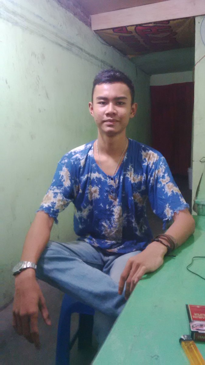 SandyEka07's tweet photo. Ruko sate padang https://t.co/e9gNpuCu8w