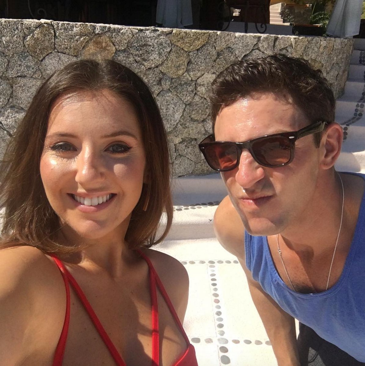 TheChallenge's tweet photo. When your rival photobombs your selfie and RUINS it 📸😘😡 #NationalSelfieDay #TheChallengeRivals3 https://t.co/mRSVeCckc8