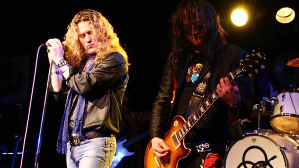 Saturday Kashmir will be taking the stage @ 8pm playing all your favorite Led Zeppelin songs! #livemusic #Kashmir