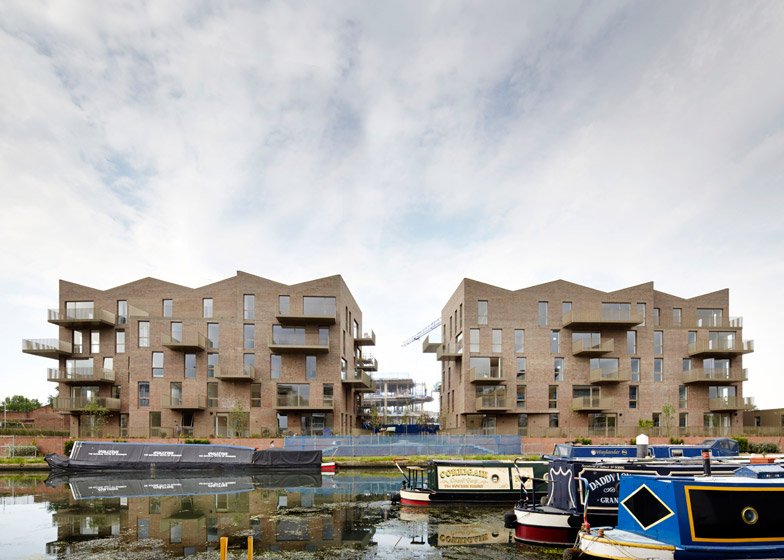 BuildTailormade's tweet photo. #innovative or #ugly?What's your opinion on #brentford lock's RIBA award winning housing blocks? https://t.co/DwOnlfEwjD