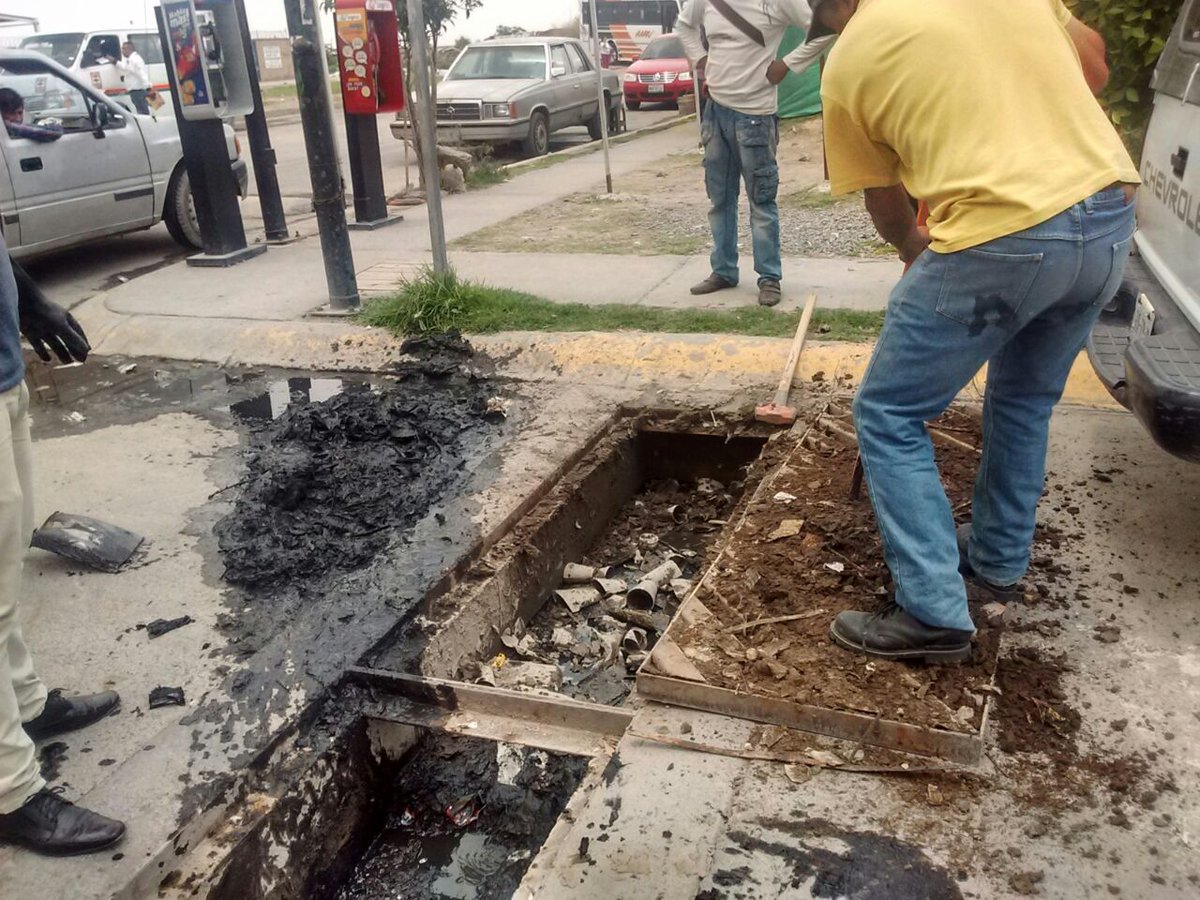Diario_Supremo's tweet photo. Redobla #ODAPASA esfuerzo de limpia y desazolve por temporada lluvias en #Acolman | https://t.co/e15n21JwQL #Edomex https://t.co/JIOZLPxNYd
