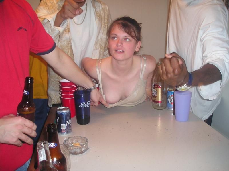 VoyeurMania's tweet photo. Pull out those titties!!!!!!! https://t.co/LR9EPHi4sT