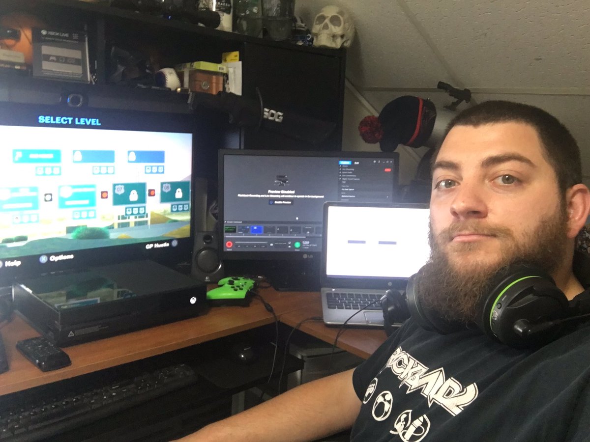GPHustla's tweet photo. Still #live #streaming on the channel over here at https://t.co/RlVSkPYo2W.
#setup #3screen #xbox #xboxone #lacops https://t.co/HcbXWEujL8