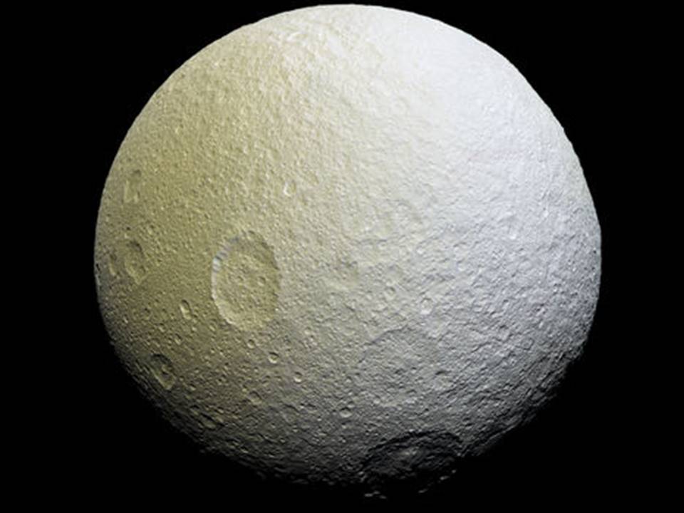 Learntoskywatch's tweet photo. Saturn's 5th largest Moon "Tethys" is 1,060 km across and orbits Saturn every 1.9 days at a distance of ~300,000 km. https://t.co/OJmhOLF1rC