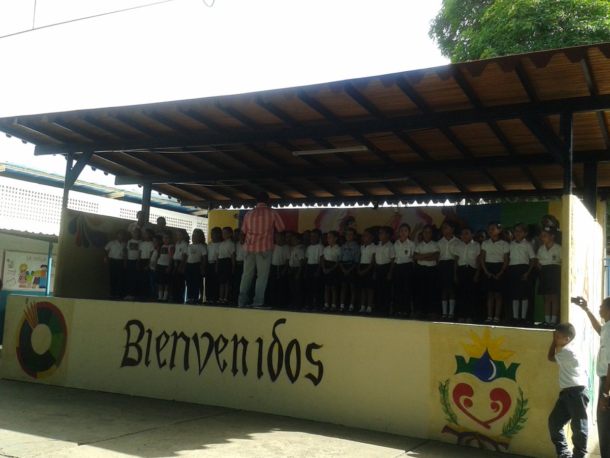 mimamadami's tweet photo. Cierre pedagógico de Modulo Escolar U.E.N Julian Mellado @nucleosombrero @SistemaGuarico https://t.co/TITObwMVln
