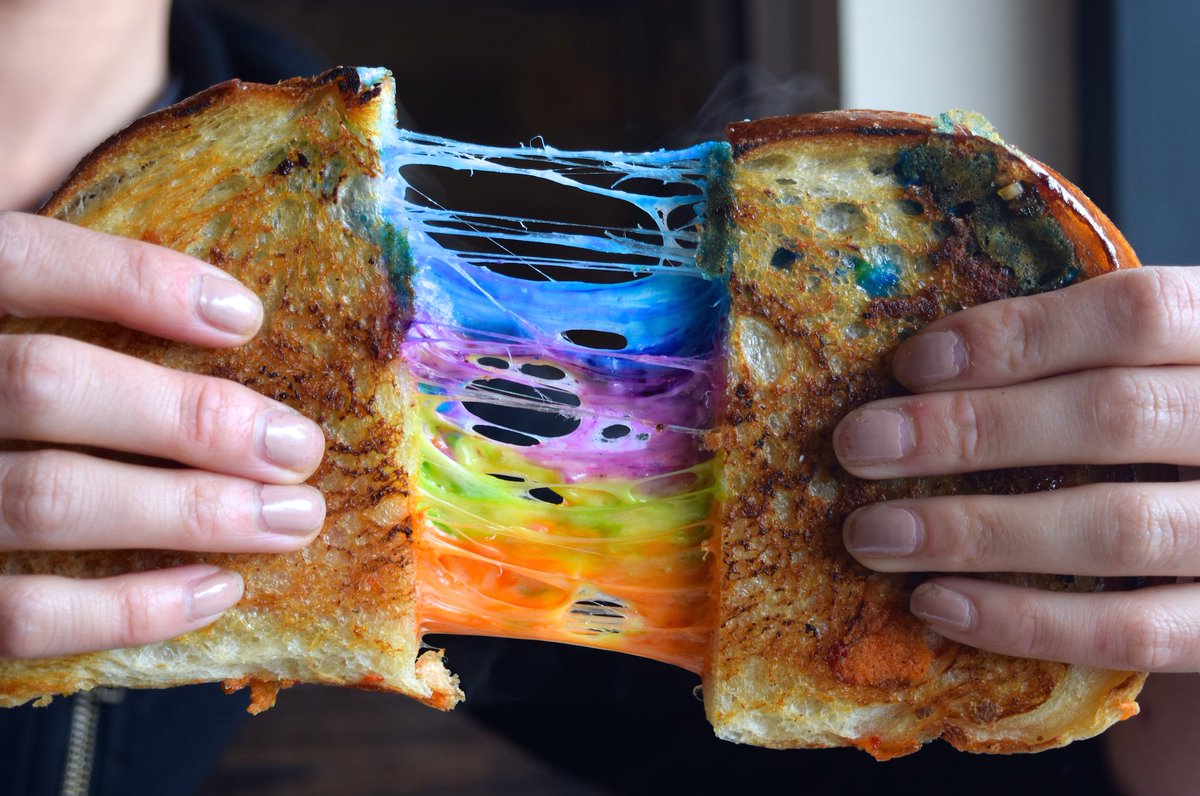 Are LA Restaurants Creating Food Spectacles Just For #Instagram? My latest <a href="/ThrillistLA/">Thrillist LA</a> thrillist.com/eat/los-angele…
