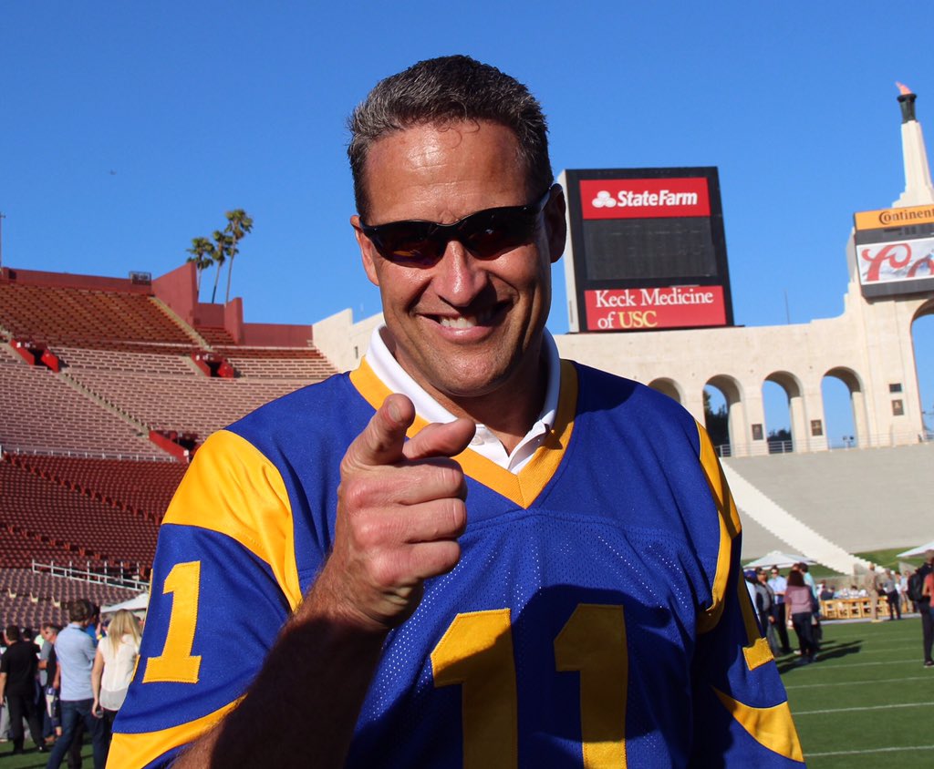 roblespan's tweet photo. @LindseyThiry Don't forget about @RamsNFL #NFLAllAccess. https://t.co/4hBLdtSWp7