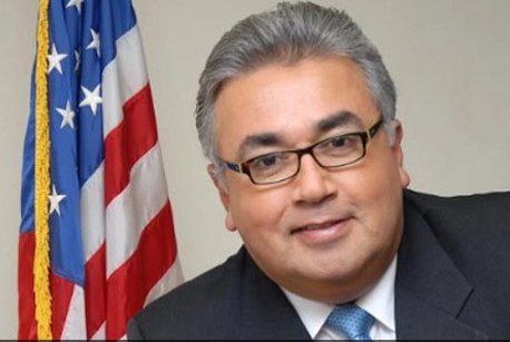 CBSLosAngeles's tweet photo. Former state senator #RonCalderon pleads guilty to federal mail fraud charge; https://t.co/HmGHOSdJri https://t.co/NJOMNWvucu