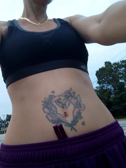 Sure why not run a five k every day.. https://t.co/UljY5TMzdc<a href="/tag/mysticmanor"class="tags"><span>#mysticmanor</span></a>