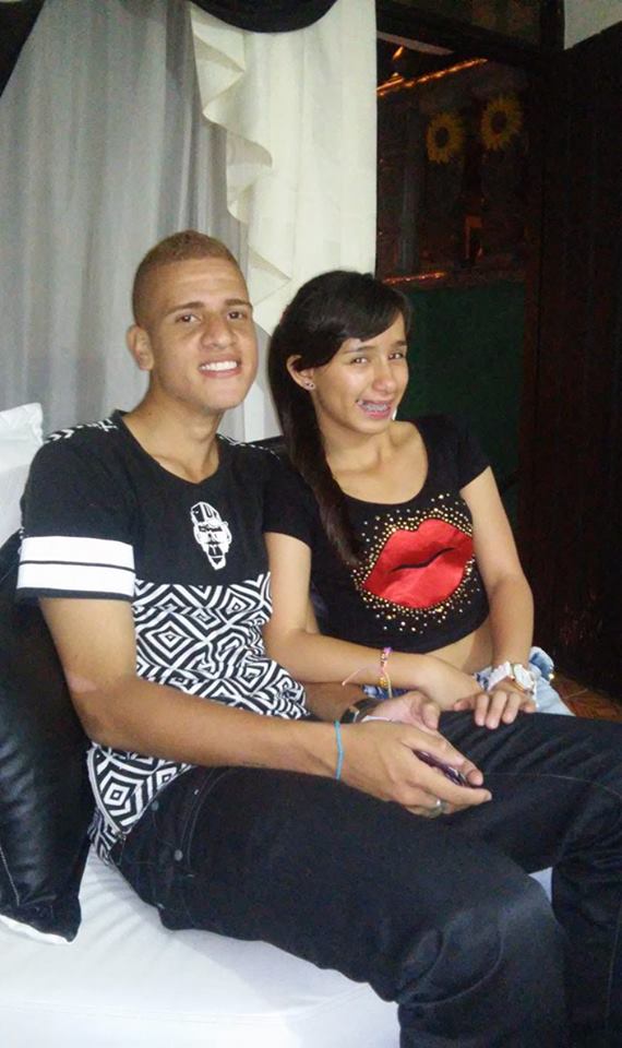 alezandra_h's tweet photo. te quiero cuñis😂 https://t.co/7M2pjEsxDG