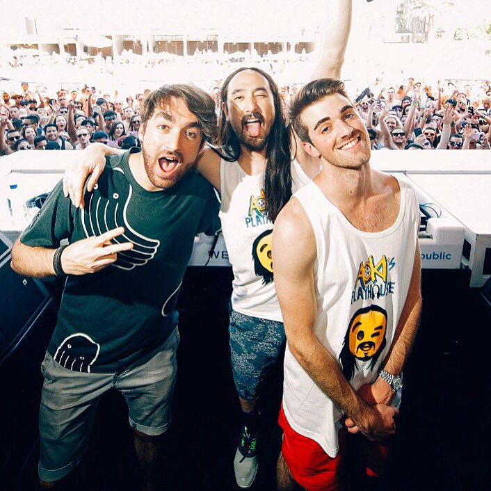 My Bros @drewtaggart @oliverheldens @thechainsmokers https://t.co/YX9wLrhLx9