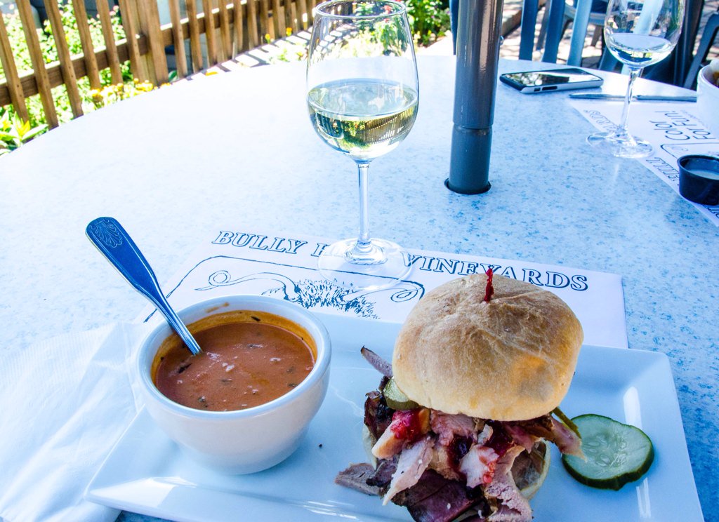 Fun visit to <a href="/bullyhillwine/">Bully Hill Vineyards</a> w @Kelly_Dibble . Enjoyed wine tasting. Incredible meal. Pup was welcomed. Will be back.