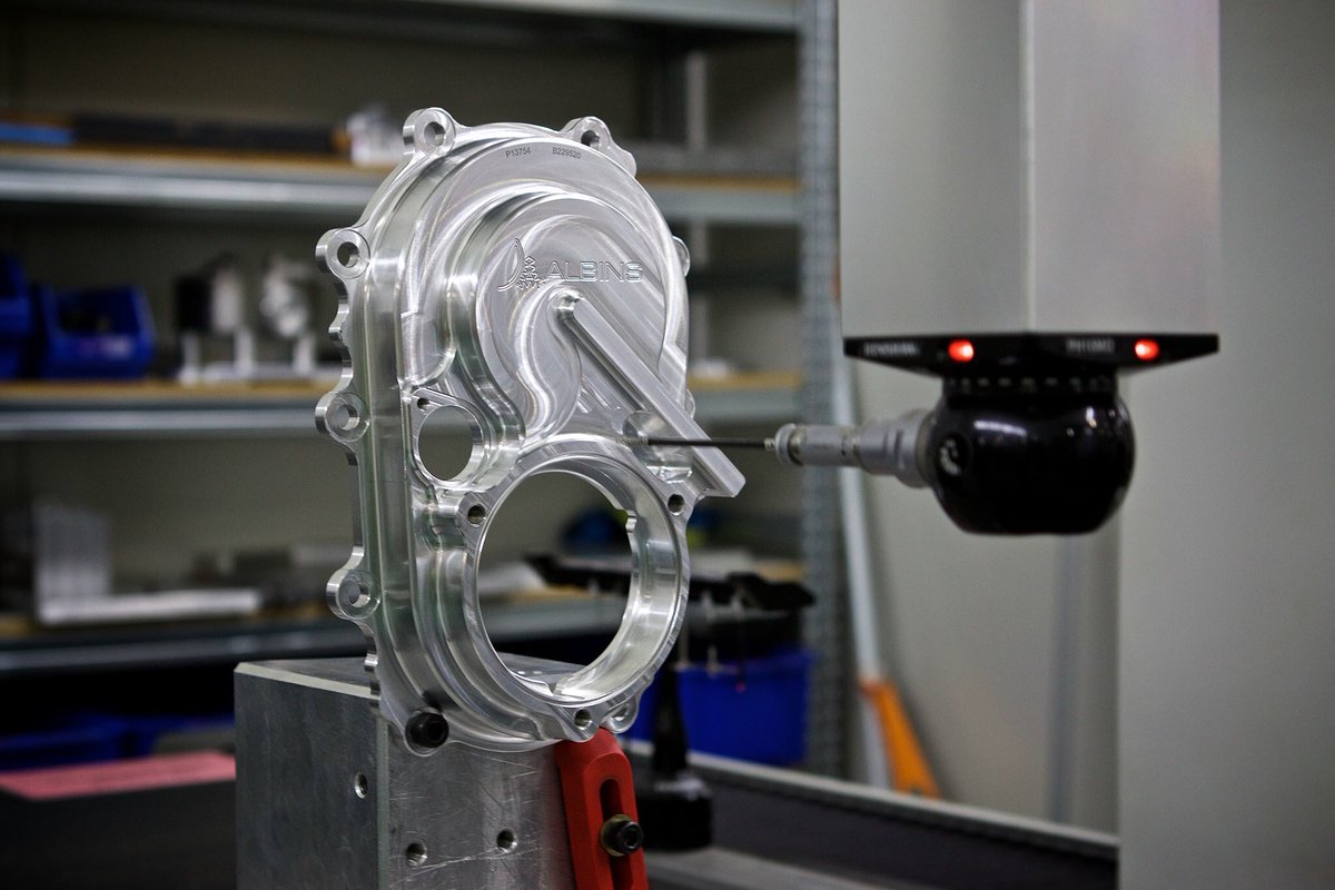 611designs's tweet photo. Yesterday visited Albins Performance Transmissions - image showing front transmission case for v8supercars. #Albins https://t.co/7nsVg1orXc