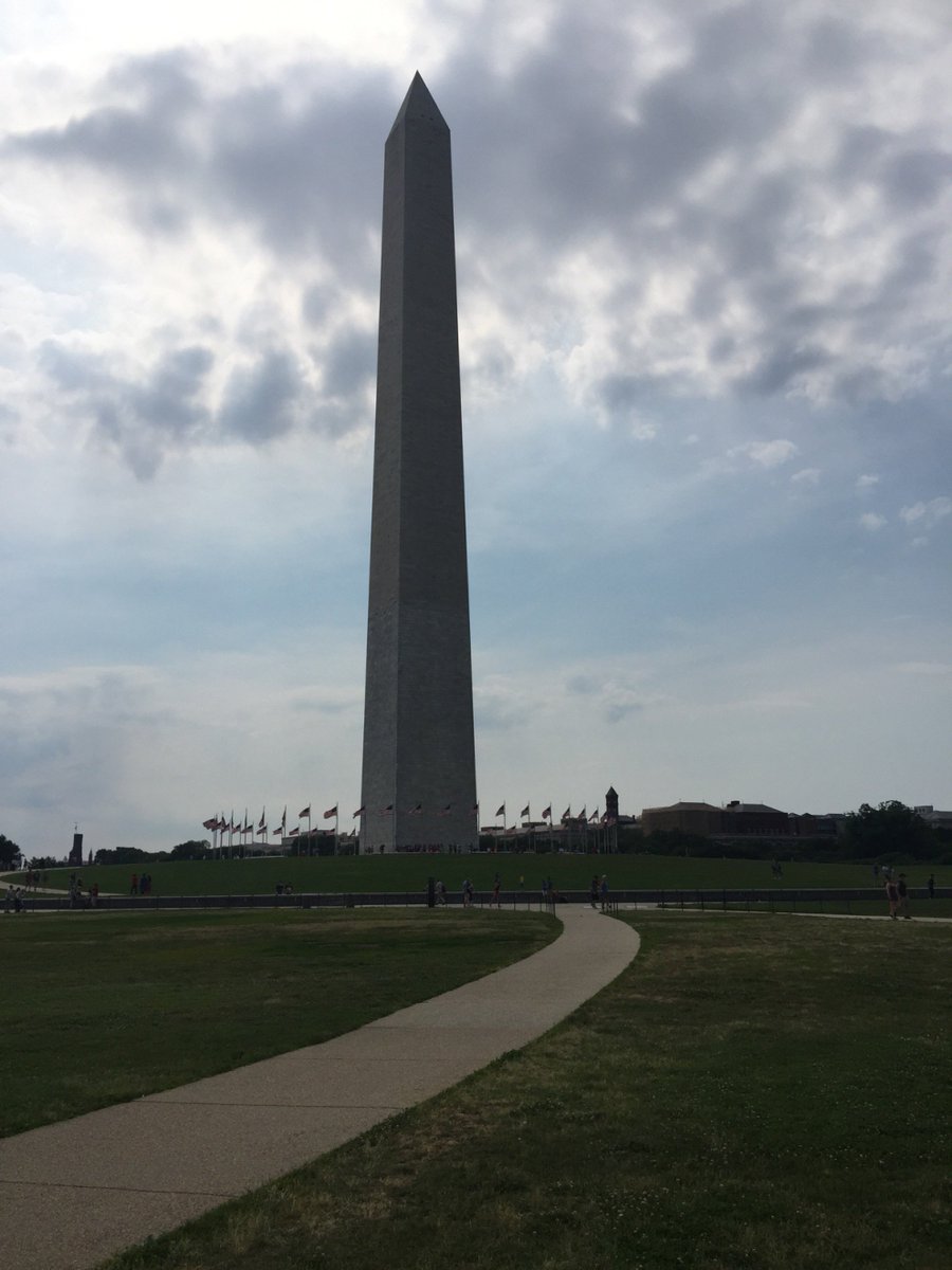 aricohen126's tweet photo. If there are 50 flags around the monument, how many Stars and Stripes are there in total? #edci653 #mathematicaleye https://t.co/Ja1dpIgP2p