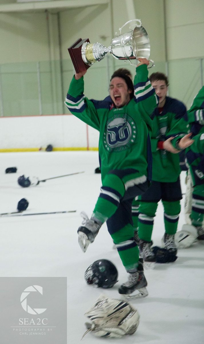 HRWhalersHockey's tweet photo. The rings are in. #USPHLCHAMPIONS #RingTeaser @USPHL @USPHLnetwork @dan_kmiechick https://t.co/e97JzzV1vN
