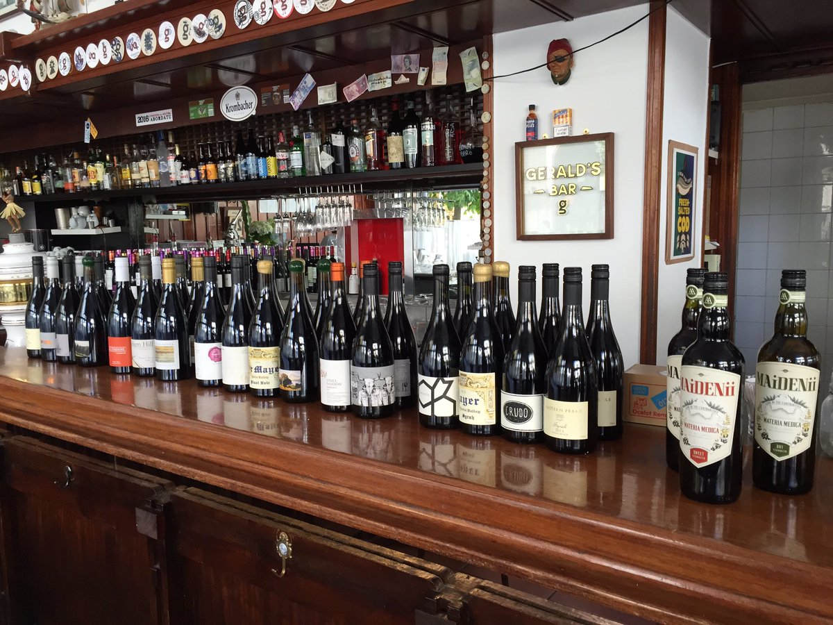 VicSharples_'s tweet photo. Some of the wines @geraldsbarSS &amp; I have brought to Spain for our inaugural #victoriancoolclimatemasterclass https://t.co/ybMu8fDtC4