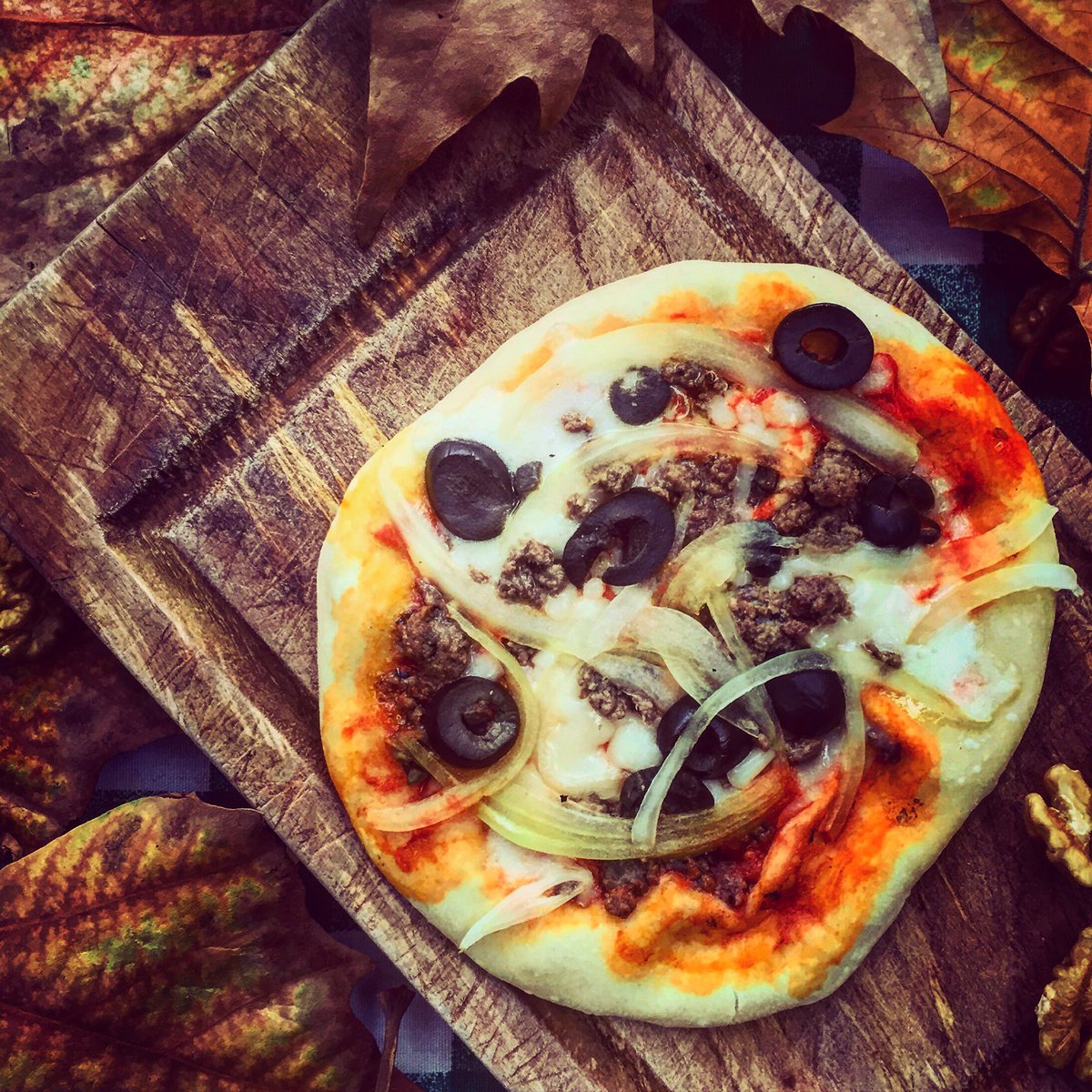 🍕🇮🇪 Nuestras pizzas a la piedra con toda la tradizione italiana  listas para que las lleves a tu casa &amp; oficina!!!