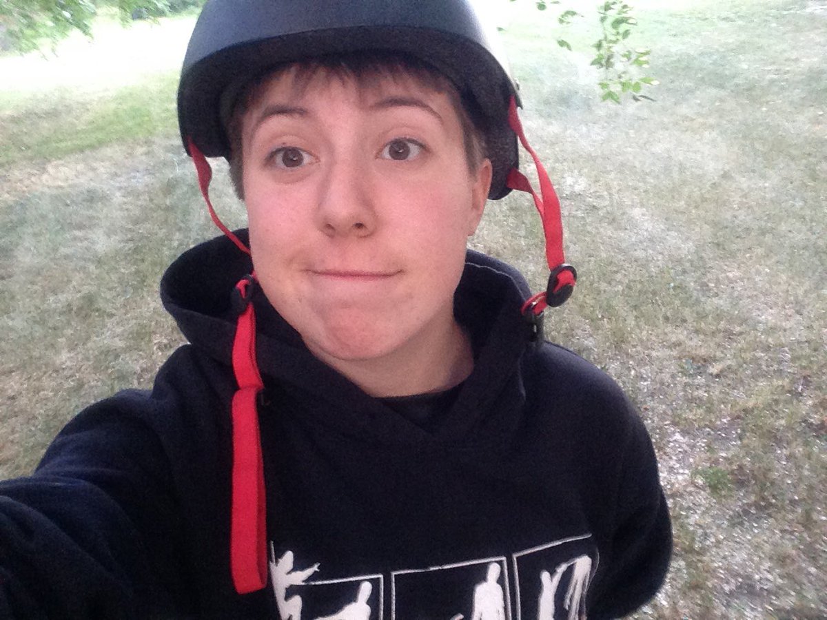 caden_nelson_'s tweet photo. J'ai fait mon skateboard #ilsvoitmoirouler https://t.co/3Y2p1y6RgO