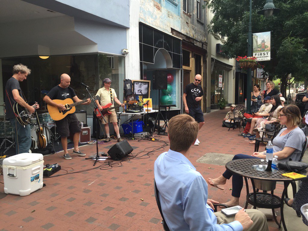 Mad_Monkey_Inc's tweet photo. "Last night I got in a fight with yew"...#buckstanley #MusicDay2016 outside the Monkey https://t.co/OBc9riUxx4