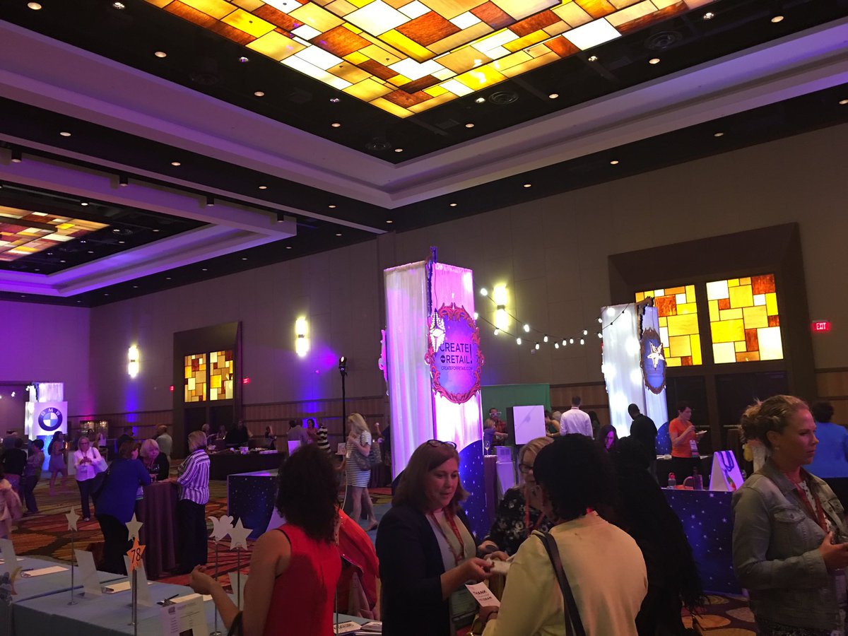 ToyotaSD's tweet photo. Great networking in action at the @WBENCLive #WBENCconf Welcome Reception. Love meeting new #WBEs! https://t.co/pZNtPPPUmi