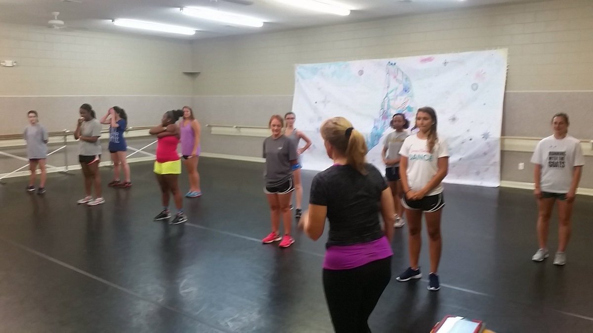 dyw_madison's tweet photo. Follow our instagram to see more!! @dyw_madison https://t.co/795UJ3fE3v