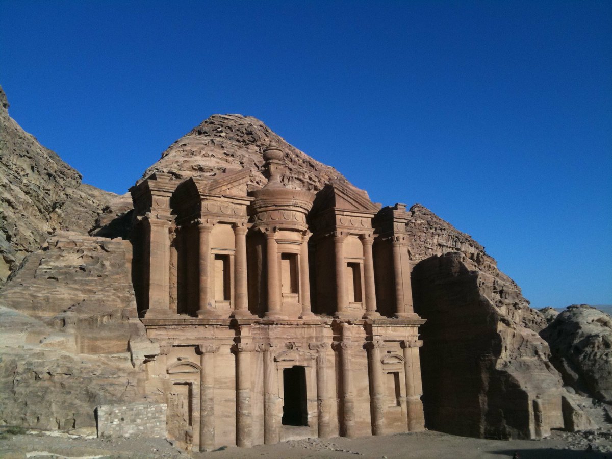 DanKhabiq's tweet photo. 2010 #AlDeir #Petra #WadiMusa #Jordan #UNESCO #Raqmu #البتراء #500px #500pxrtg #TheMonastery #only #travel #VSCO https://t.co/cGwNI9SQ9k