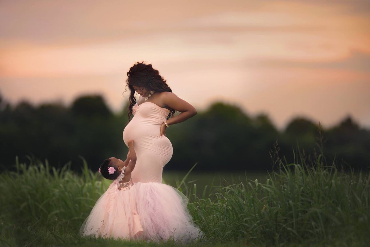 LookItsKort's tweet photo. By far the best maternity pictures I've seen 😍😍😍😍😍 https://t.co/XrkSN2adeQ