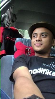 andreisatrio's tweet photo. I am streaming on #BIGOLIVE > selamat pagi. Join now! https://t.co/TcZUGj4OlH https://t.co/iCDKXE93bw