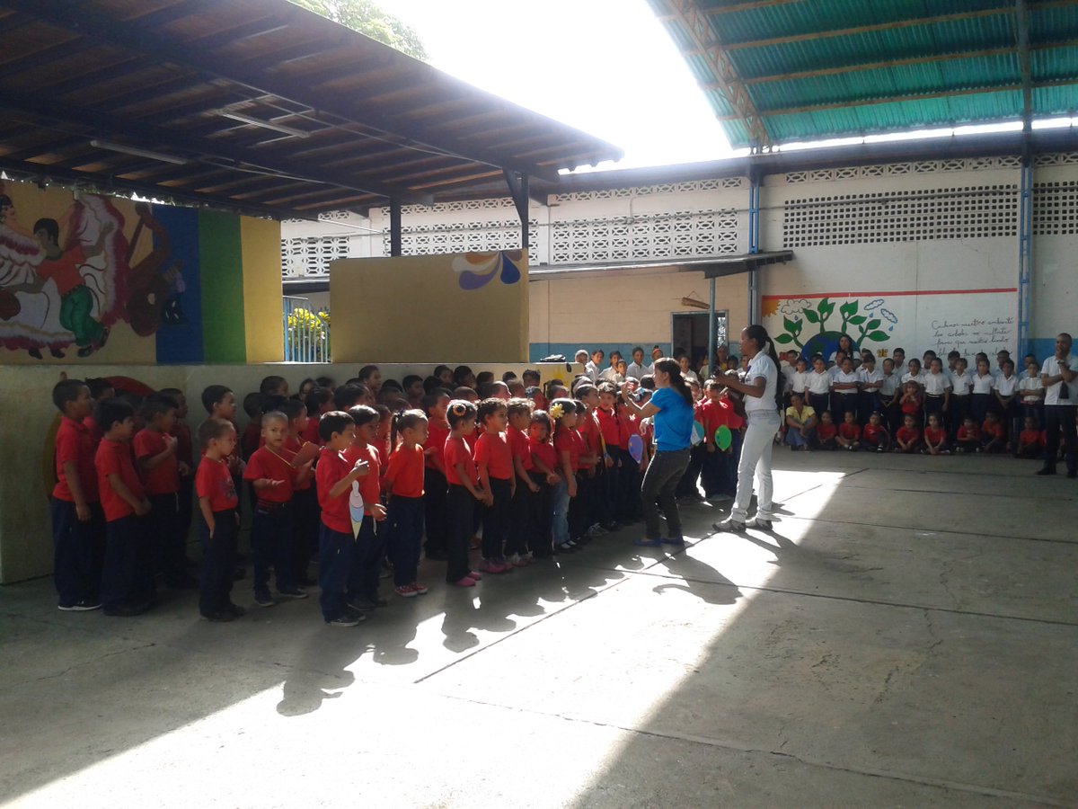 mimamadami's tweet photo. Cierre pedagógico de módulo Escolar C.E.I Julian Mellado  @nucleosombrero @SistemaGuarico https://t.co/1RqDNjV30x