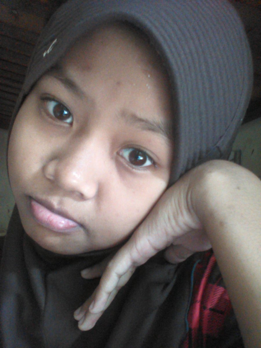 Almarizkasafit3's tweet photo. Gua mah ngikutin mau lu aja..
Lu baik ma gua,gua jg baik ma lu..
#simpleaja https://t.co/RssvxWo6aB