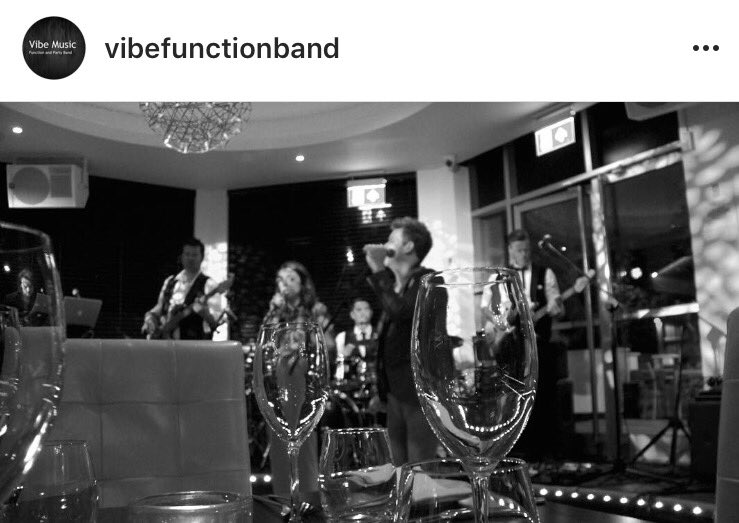 vibefunction's tweet image. #liveband #gig #wineglass #photography #wedding #party #corperateevent #liveband #livemusic #bethebest.