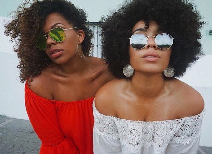 AmlaLegend's tweet photo. Having a giveaway with these lovely ladies @actually_ashly AND @tylauren - enter today! 💛 https://t.co/HyP9wVM0dp https://t.co/OwlTTUwMs9