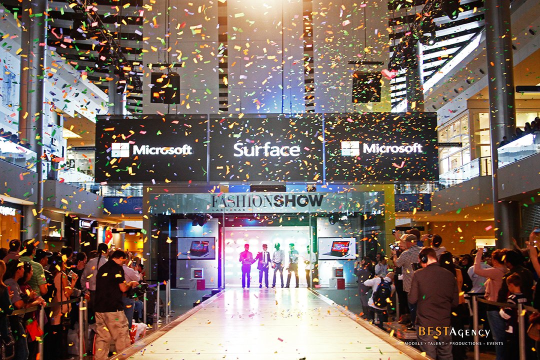 BESTAgencyLV's tweet photo. Such an amazing event! @Microsoft Surface Pro launch! #BESTproductions #BESTevents #WeAreBESTAgency https://t.co/WjChKBhV0o