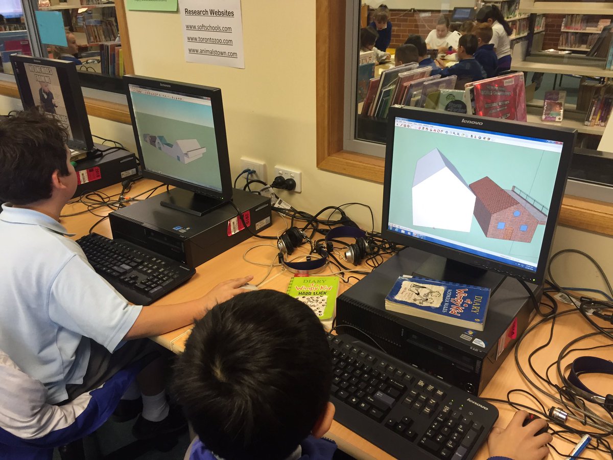 56Austral's tweet photo. Designing with Google SketchUp https://t.co/gnYZu7Ojjf