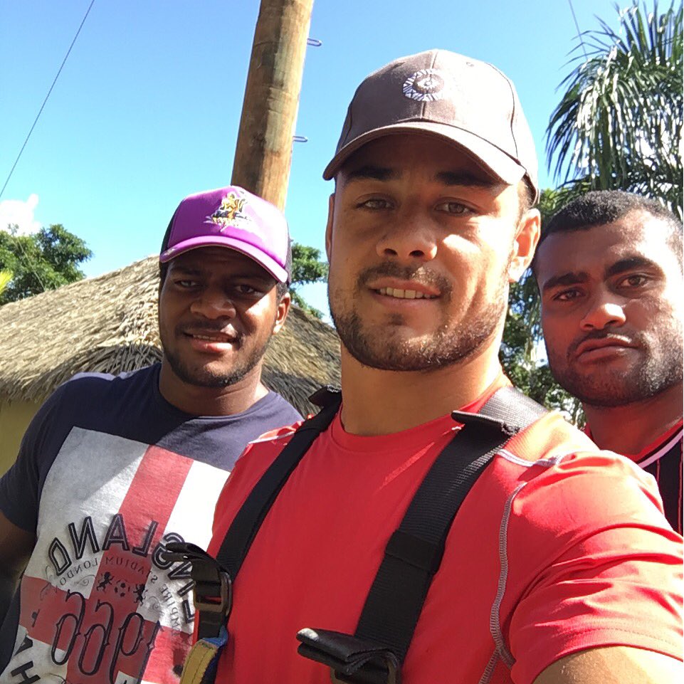 JarrydHayne's tweet photo. Rope climbing an army course on the day off.. #godisgood #fatiguing https://t.co/MO0vXYnu7j