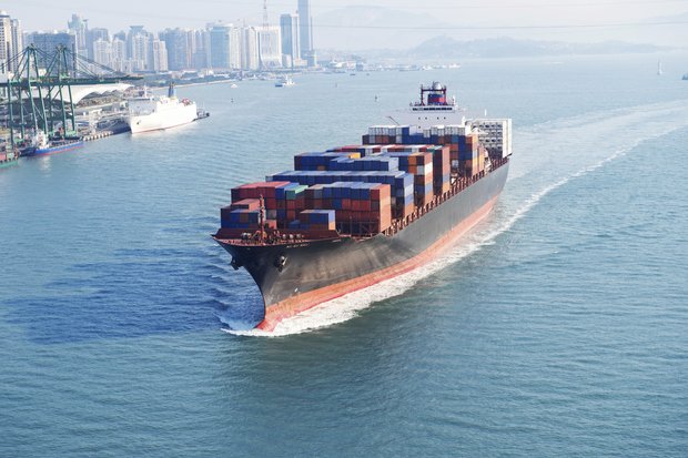 certifyschool's tweet image. #Microsoft cozies up to Linux containers - bit.ly/28PjGmw #linuxcontainer
