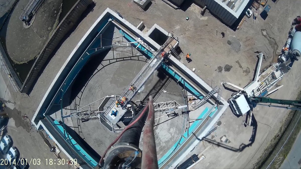 DuikerEric's tweet photo. Go pro from a boom tip anyone?    Orangeville wastewater treatment plant bottom slab. https://t.co/apMmONAURh