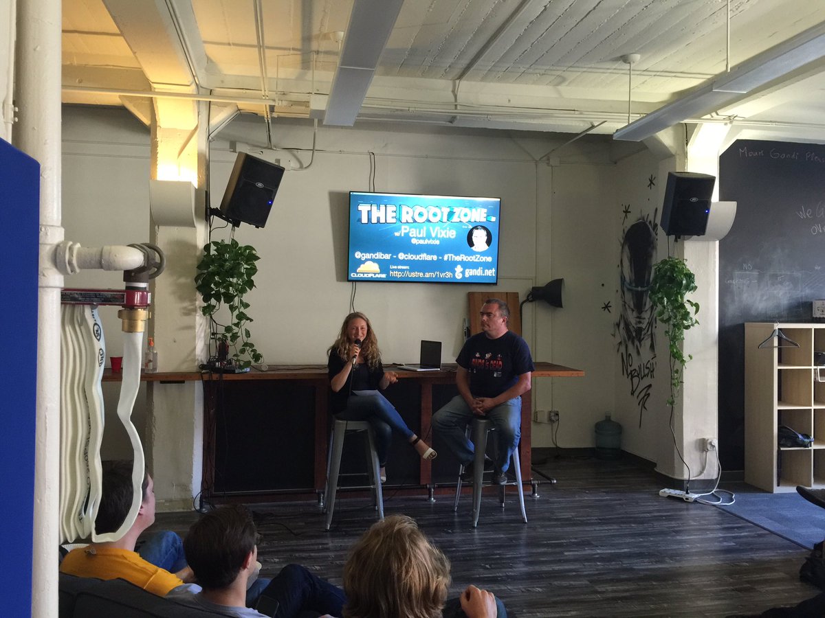 odintsov_pavel's tweet photo. #cloudflare @paulvixie @gandibar #therootzone https://t.co/u088VCIYcS