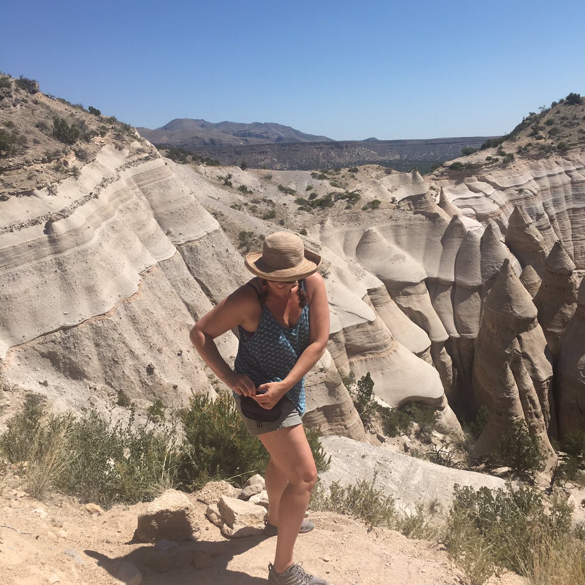 Cassidy_EP's tweet photo. I have something in my fanny pack for you https://t.co/KZuAmtqQZM