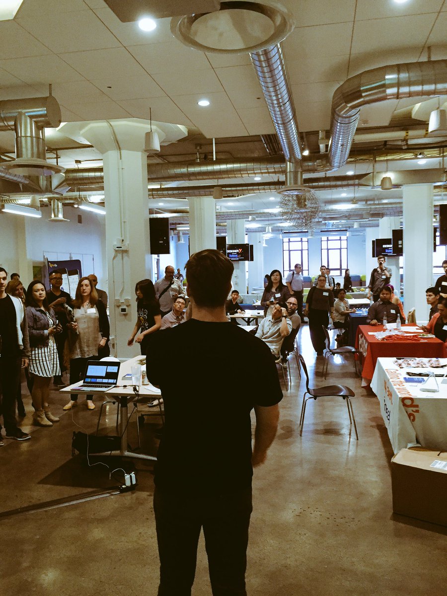 TalentXevents's tweet photo. RT HackerXEvents "#DesignerX starts now!! Microsoft MileIQ https://t.co/G0OQE0sipX"